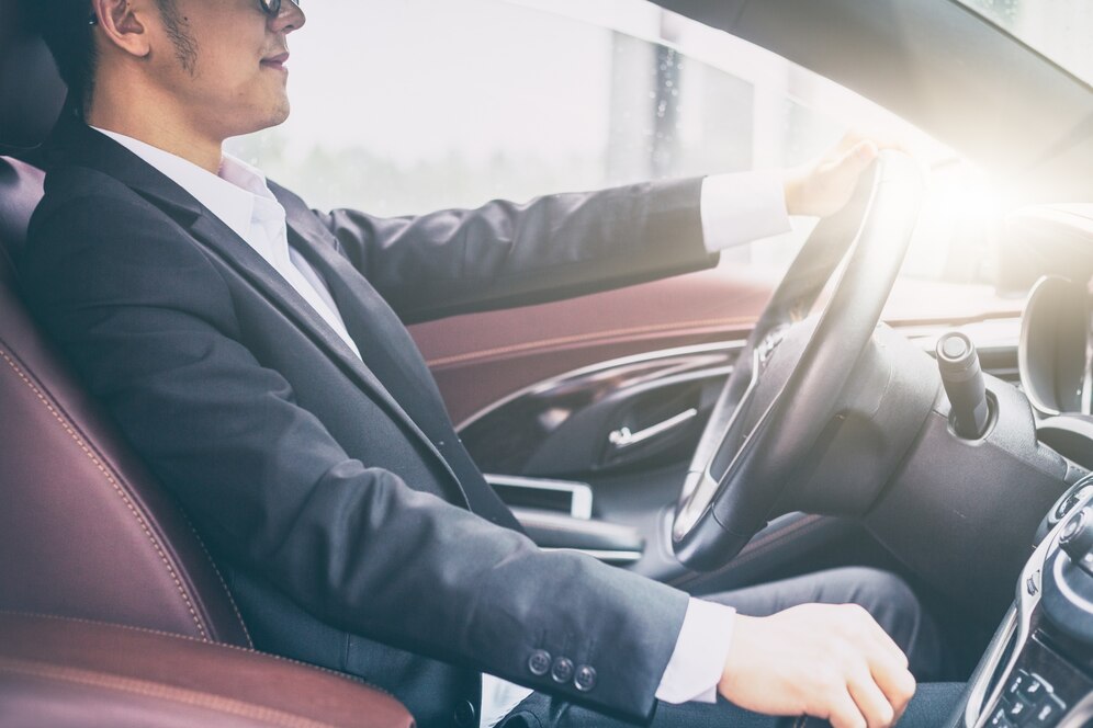 Business Travel Hacks: How to Optimize Your Car Rental Experience